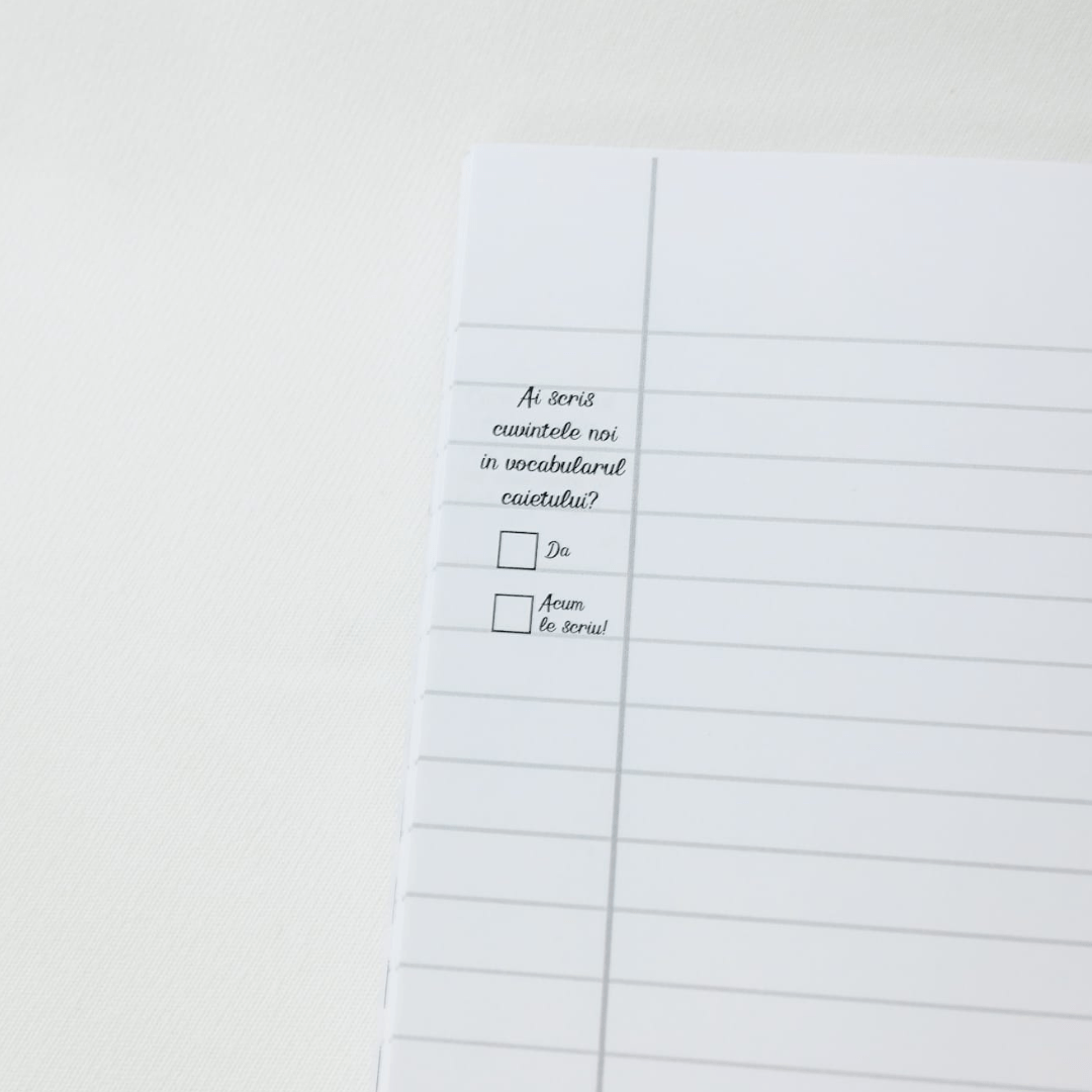 Caiet Interactiv de Română (cu Teorie + Stickere) - Izzie Publishing