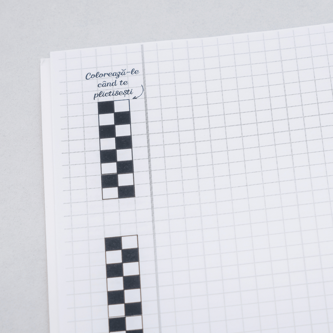 Set 3 Caiete de: Mate + Română + Istorie + Fizică - Izzie Publishing