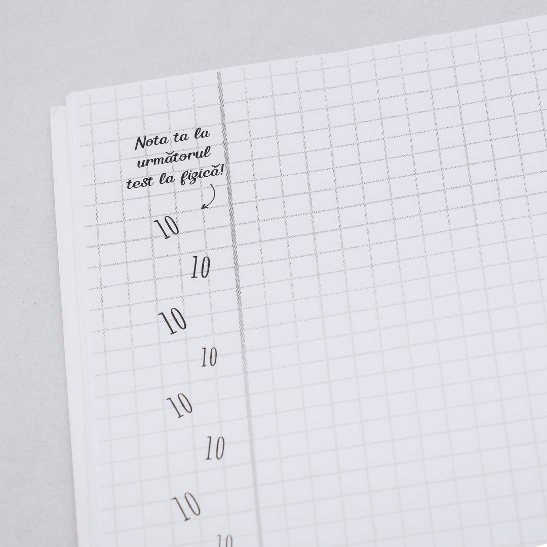 Set 3 Caiete de: Mate + Română + Istorie + Fizică - Izzie Publishing